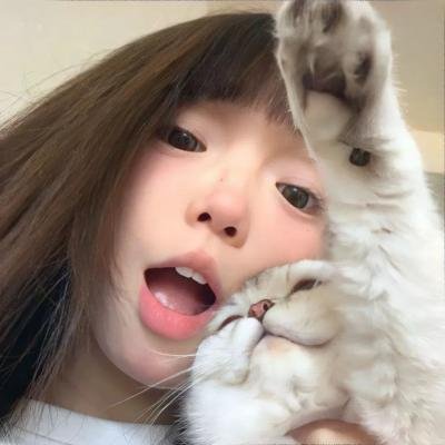 窃窃私语